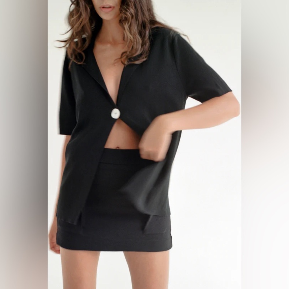 The Weft Black Single Button Top